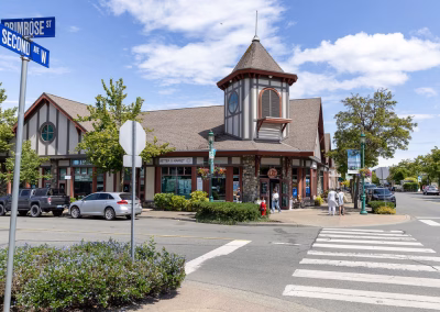 Better U Market - Qualicum Village