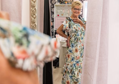 Champagne Boutique & Hair Bar - Qualicum Village